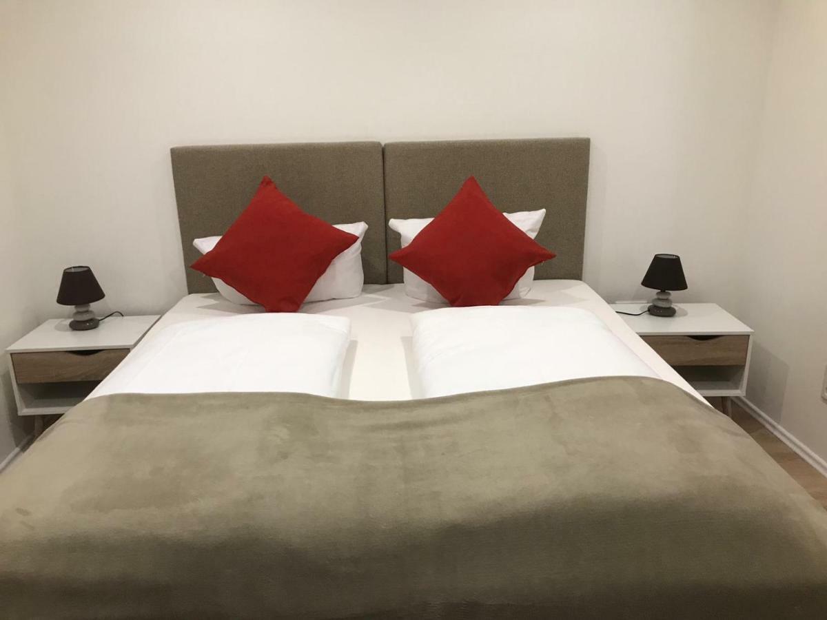 Ferienwohnung An Der Alten Weed Bad Windsheim Exteriör bild
